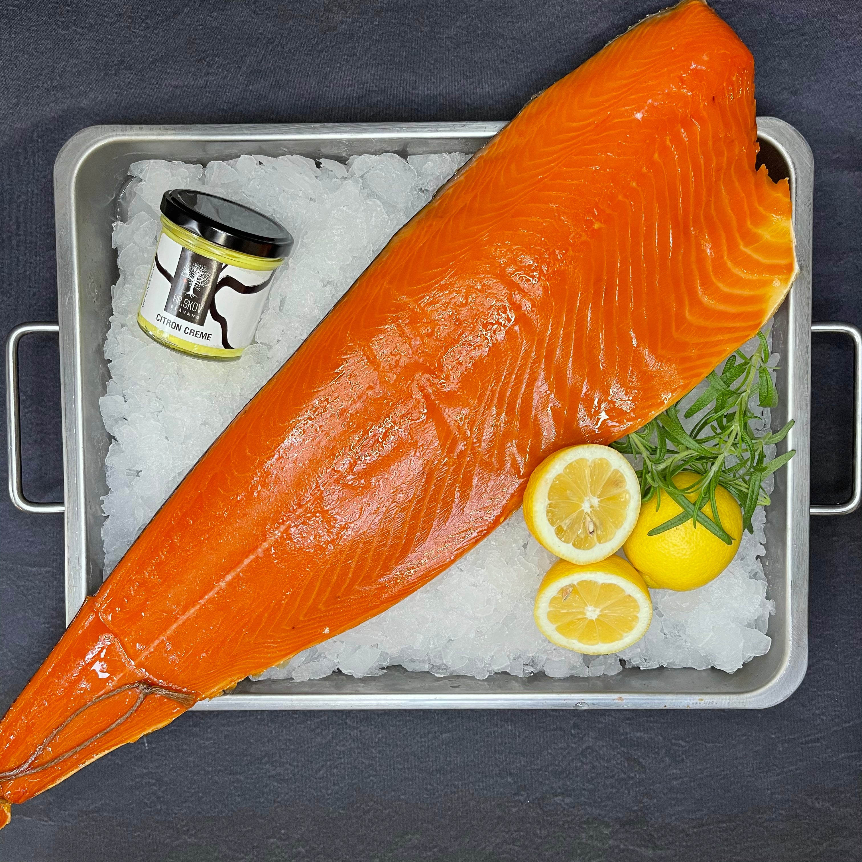 1 kg. Koldrøget, tørsaltet Laksefilet i skiver