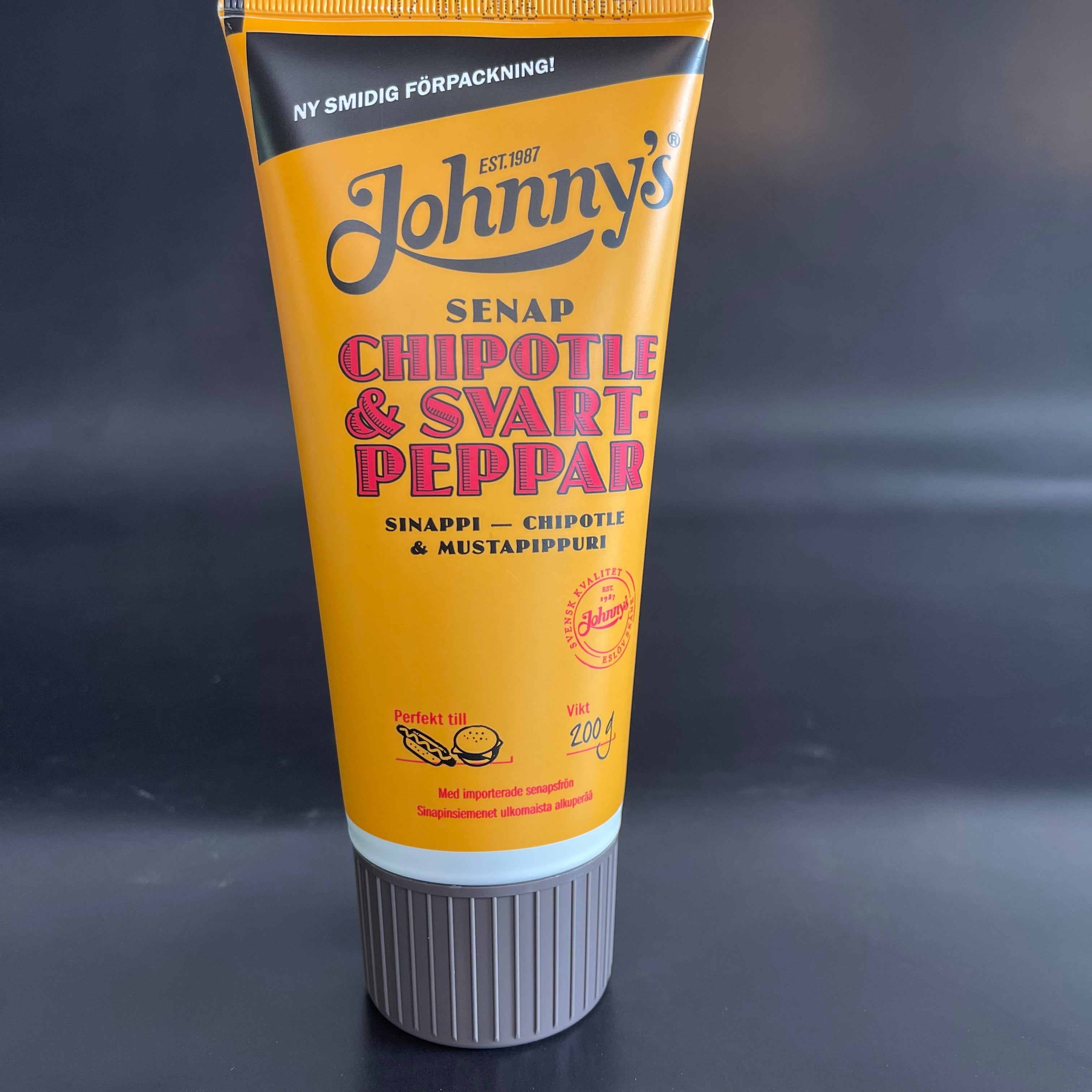 Johnny's Chipotle & Sortpeber Sennep