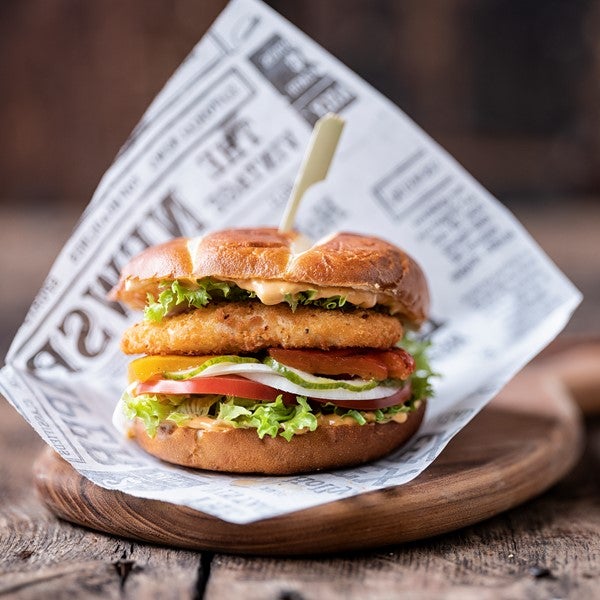 Chicken burger af brystfilet med grov panering 1,1kg - Kødriget