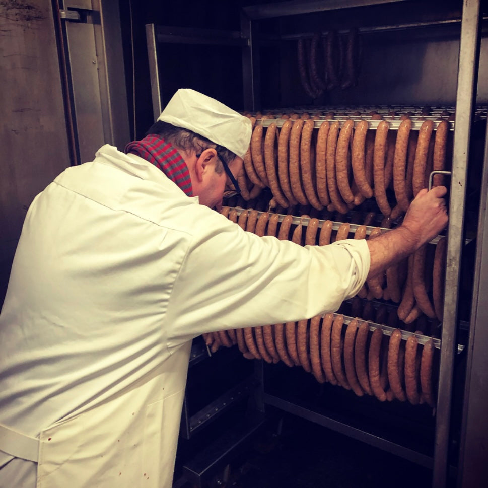3 kg 2. sortering Frankfurter med Ramsløg Kassekøb. KUN 199,-